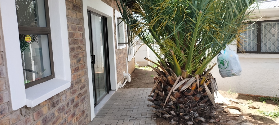 To Let 3 Bedroom Property for Rent in Navalsig Free State